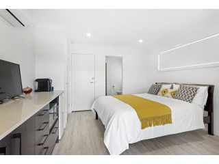 Dolphin Studio Suite Apartment, Anna Bay - 1