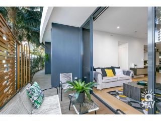 DREAM 3 Bedroom Unit with Private Courtyard at Oracle - KIDS STAY FREE!!! Apartment, Gold Coast - 2