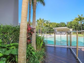 Drift North 5 - Deluxe swim up one becdroom Apartment, Casuarina - 5