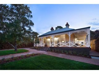 Dunroman Guest house, Daylesford - 2