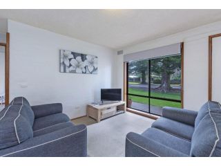 Eastern Beach Unit #1 Guest house, Port Fairy - 1