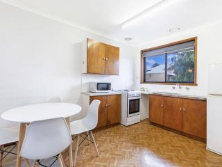 Eastern Beach Units #4 Guest house, Port Fairy - 3