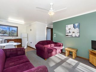 Eastern Beach Units #4 Guest house, Port Fairy - 2