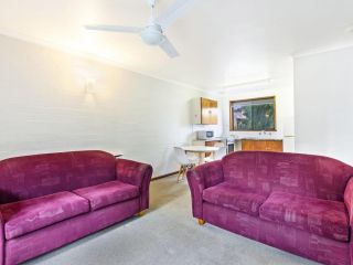 Eastern Beach Units #5 Guest house, Port Fairy - 4