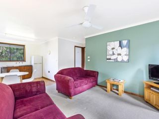 Eastern Beach Units #5 Guest house, Port Fairy - 1