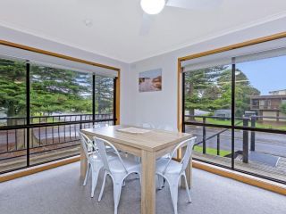 Eastern Beach Units #7 Guest house, Port Fairy - 2