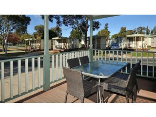 NRMA Echuca Holiday Park Campsite, Echuca - 3