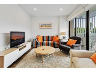 Elegant 2-Bed Modern Apartment with Balcony Apartment, Melbourne - 2