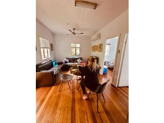 Ella May Holiday Flats Apartment, New South Wales - 3
