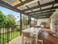 Modern Family Beach House with Outdoor Deck & BBQ Guest house, Terrigal - thumb 3