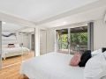 Modern Family Beach House with Outdoor Deck & BBQ Guest house, Terrigal - thumb 6
