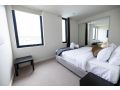 Enjoy Penthouse Living in the CBD! Sleeps 8! Apartment, Wagga Wagga - thumb 12