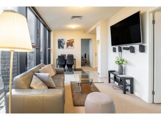 Entire 2BR Loft in the heart Docklands with BBQ and Pool Apartment, Melbourne - 5