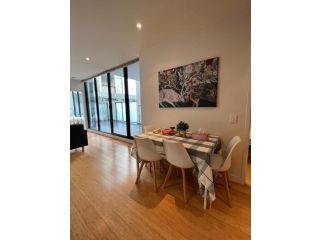 Entire Aprt-Port Melb Beachside Sunshine Lifestyle Apartment, Melbourne - 2