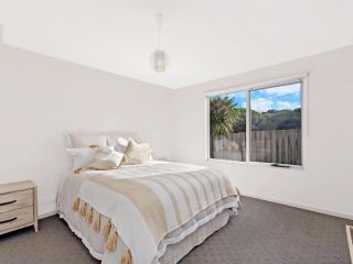 ESCAPE 2 BROPHY Guest house, Port Fairy - 4