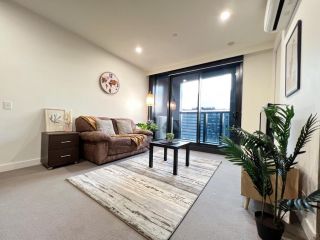 Exclusive Swanston Central 2B2B CityView Apt w CarPark Apartment, Melbourne - 1