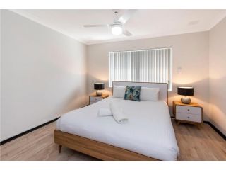 Executive 1 Bedroom Apartment close to Foreshore and CBD Apartment, Perth - 1