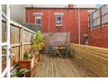 Fabulous 2 level city pad in historic building Apartment, Hobart - thumb 3