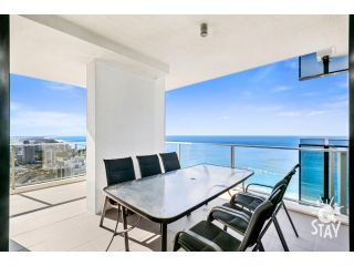 FAMILY 3 Bedroom Sub Penthouses OCEAN VIEW GETAWAY at Circle on Cavill - KIDS STAY FREE!!! Apartment, Gold Coast - 2