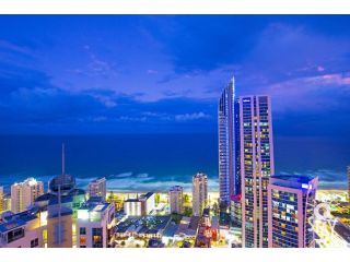 FAMILY 3 Bedroom Sub Penthouses OCEAN VIEW GETAWAY at Circle on Cavill - KIDS STAY FREE!!! Apartment, Gold Coast - 3