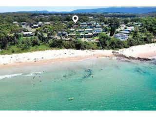 Family Beach House Narrawallee Beach Guest house, Narrawallee - 2