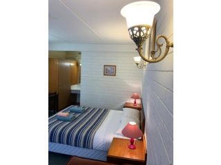 Finley Motel Hotel, New South Wales - 1