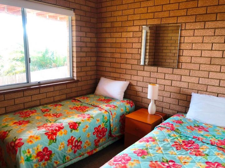 Flat 2 - 3 Bay Lane Guest house, Kianga - imaginea 3