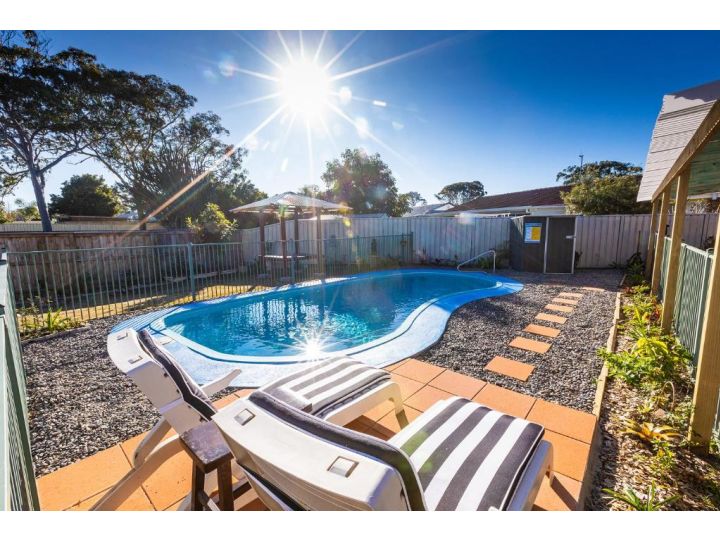 Flora Parade 6 Guest house, Tuncurry - imaginea 2