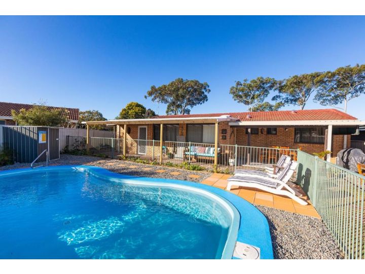 Flora Parade 6 Guest house, Tuncurry - imaginea 14