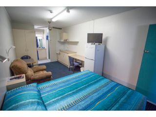 Fourth Ave Motor Inn Hotel, Mount Isa - 2