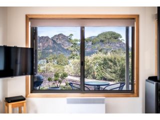 Freycinet Stone Studio 4 - Granite Apartment, Coles Bay - 4