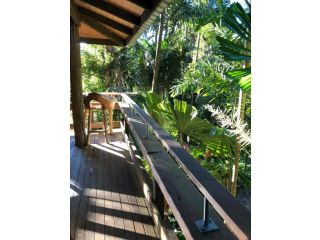 Gaiananda Treehouse Chalet, Currumbin Valley - 5