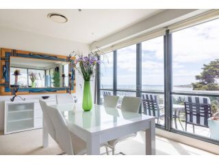 Geelong Waterfront Penthouse Apartment Apartment, Geelong - 4