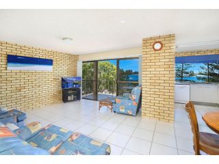 Golden Shores U8, 21 Landsborough Parade Apartment, Caloundra - 4