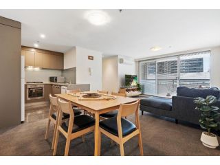 Gorgeous 3-Bed Apartment Near Flagstaff Gardens Apartment, Melbourne - 2