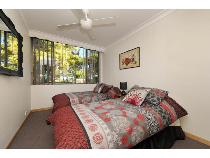 Gorgeous Harbourside! Apartment, Soldiers Point - imaginea 10