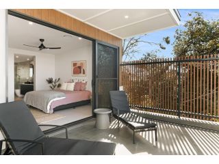 Grandview Villa Kingscliff - Oceanview Tri-level Villa by uHoliday Villa, Kingscliff - 5