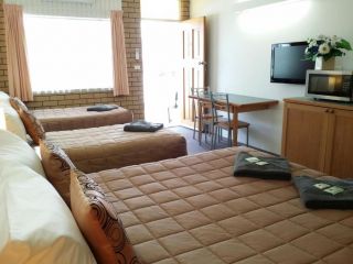 Guyra Motor Inn Hotel, New South Wales - 2