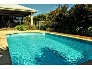 Halls Head Holiday Home Guest house, Mandurah - 5