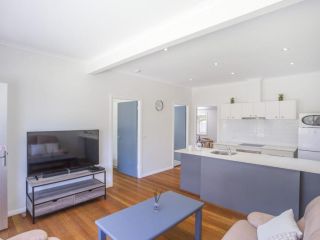 HARBOUR BREEZE - ULLADULLA Apartment, Ulladulla - 4