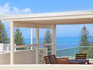 Harbour View 9 - Bright and Beachy Three Bedroom Apartment with Private Rooftop Apartment, Mooloolaba - 1