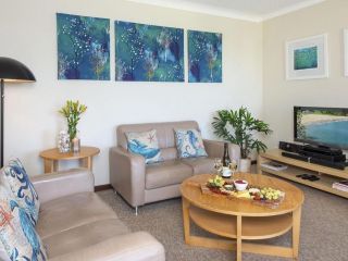 Headland Hideaway- Kiama Apartment, Kiama - 1