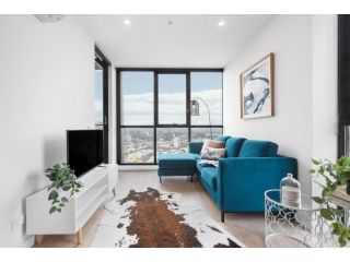 Heart of Crown by Ready Set Host Apartment, Melbourne - 3