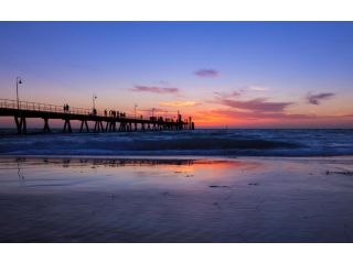 The Heart of Glenelg Apartment, Glenelg - 1