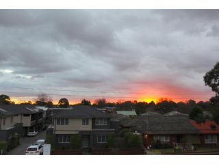 StayCentral - Heidelberg Heights Penthouse Apartment, Melbourne - 2