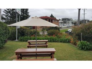 Hibiscus Lakeside Motel Hotel, Budgewoi - 5