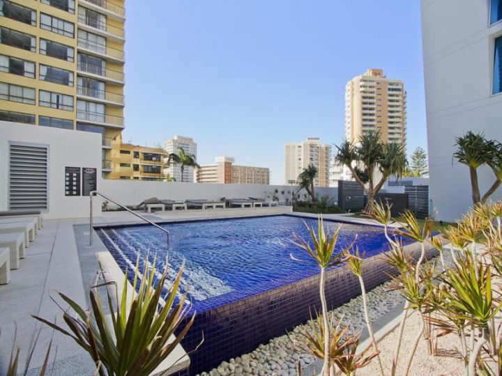 H Star Residences-- Paradise Stayz Apartment, Gold Coast - imaginea 11