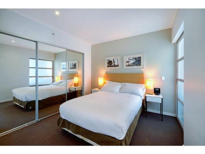 H Star Residences-- Paradise Stayz Apartment, Gold Coast - imaginea 16